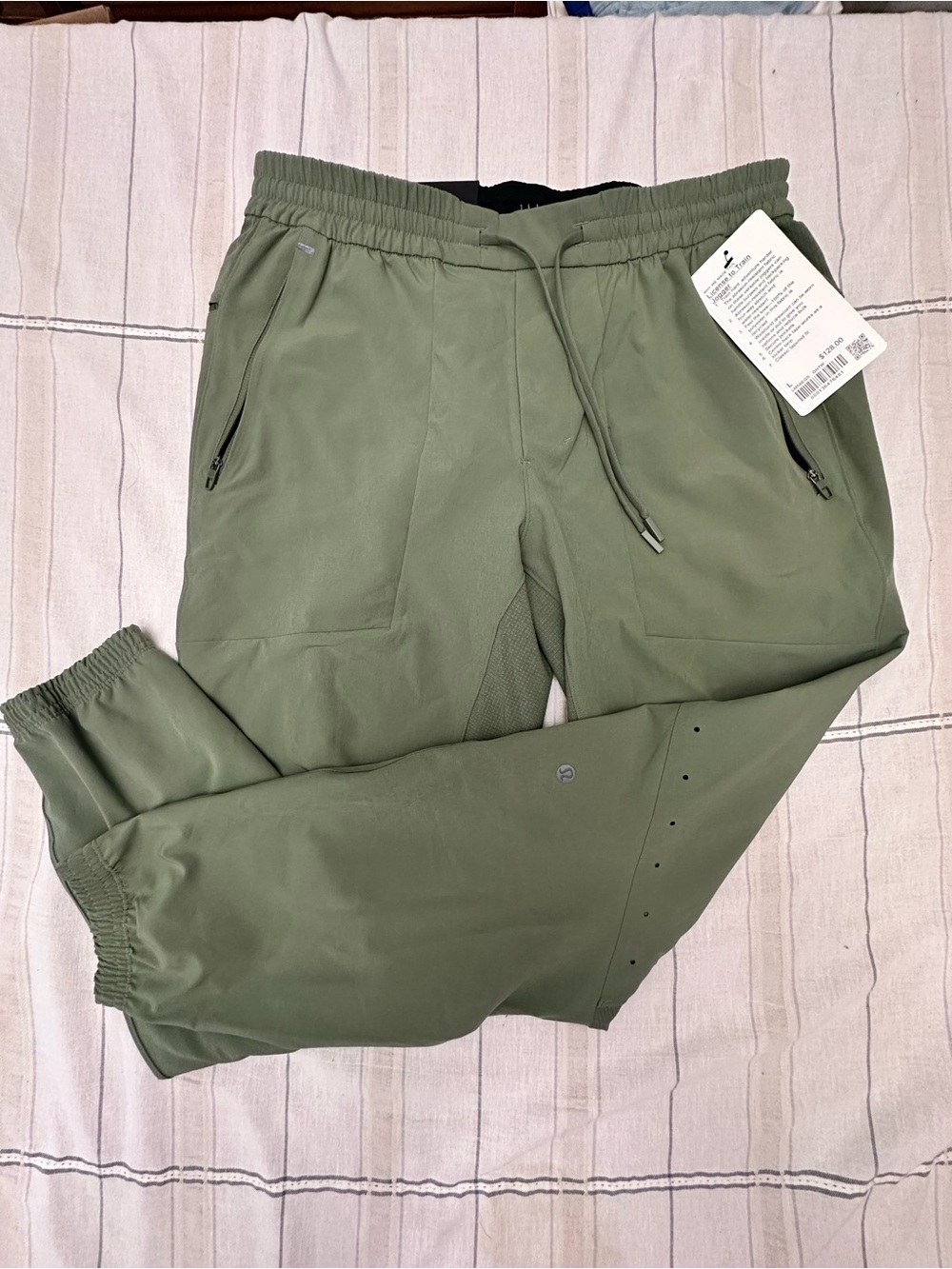 lululemon athletica Men's Olive Jogger Sweatpants